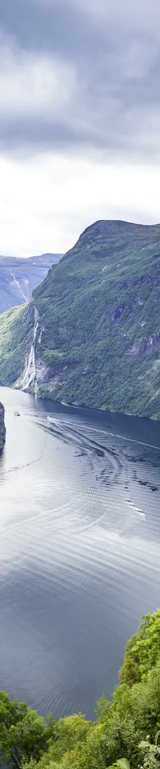 In den Geiranger Fjord blicken